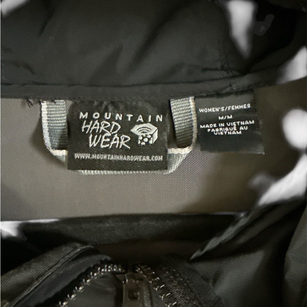 🍀Mountain Hardwear Black Utility Jacket - Picture 3 of 6